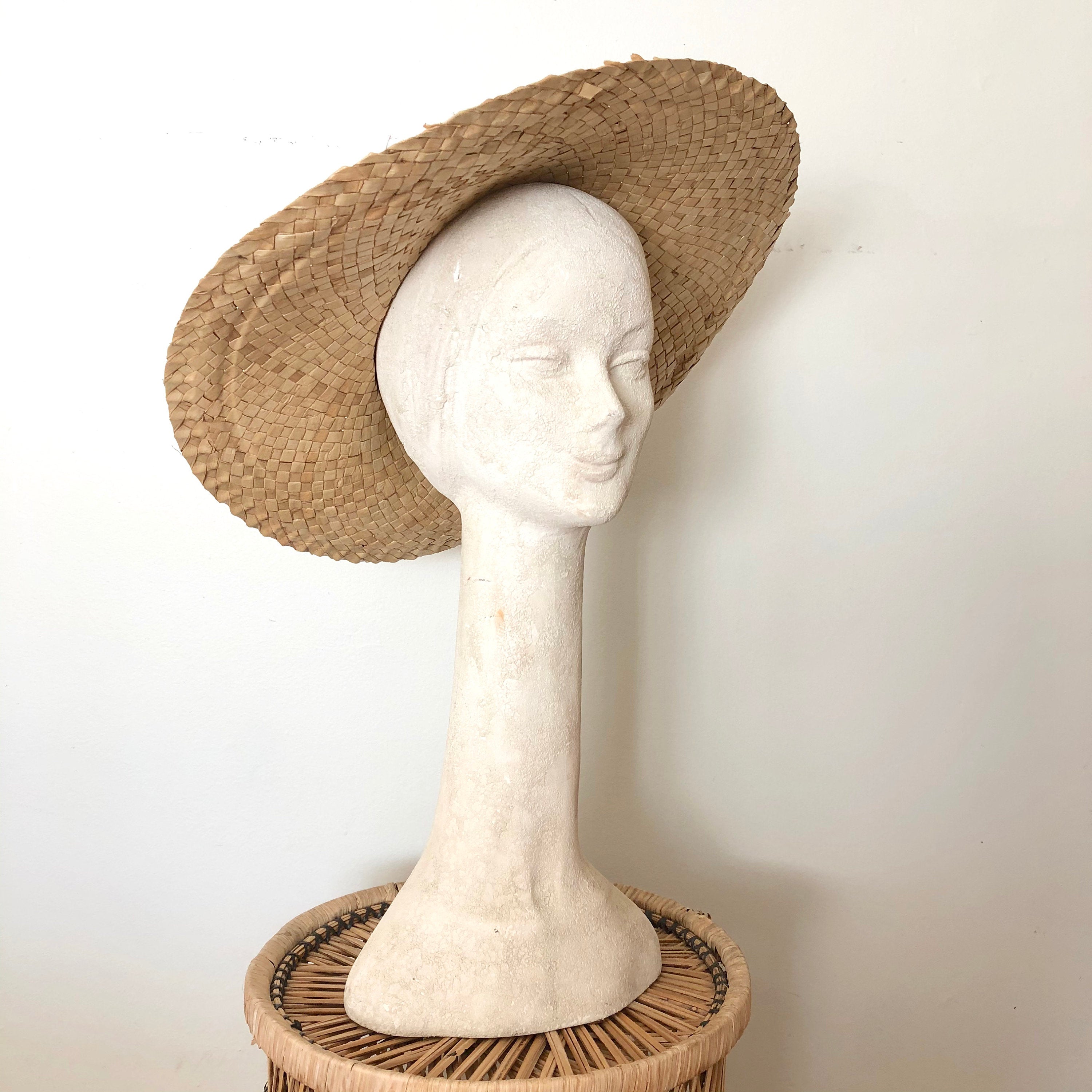 Vintage 50's 60's Straw Beach Hat - Floral Wide Brim Sun Hat – Good Soul  Vintage