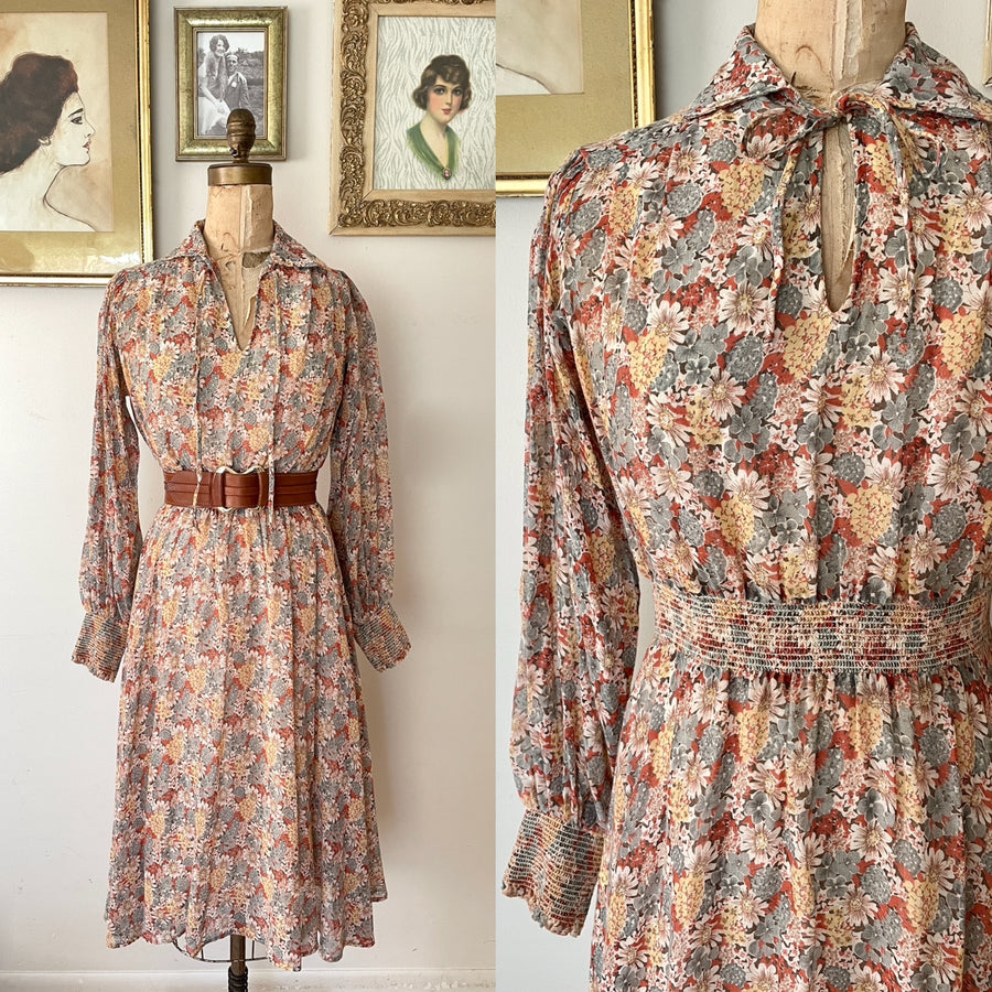 1970's Fall Floral Dress - Size M