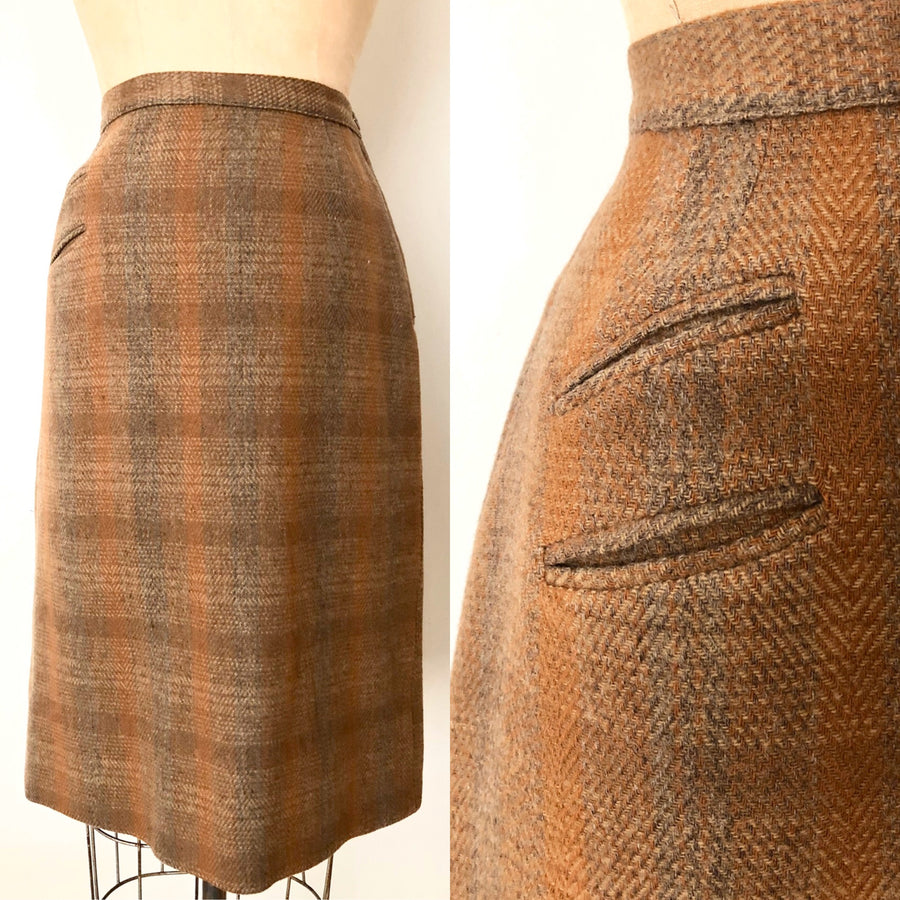 1960's Plaid Wool Pencil Skirt - 26