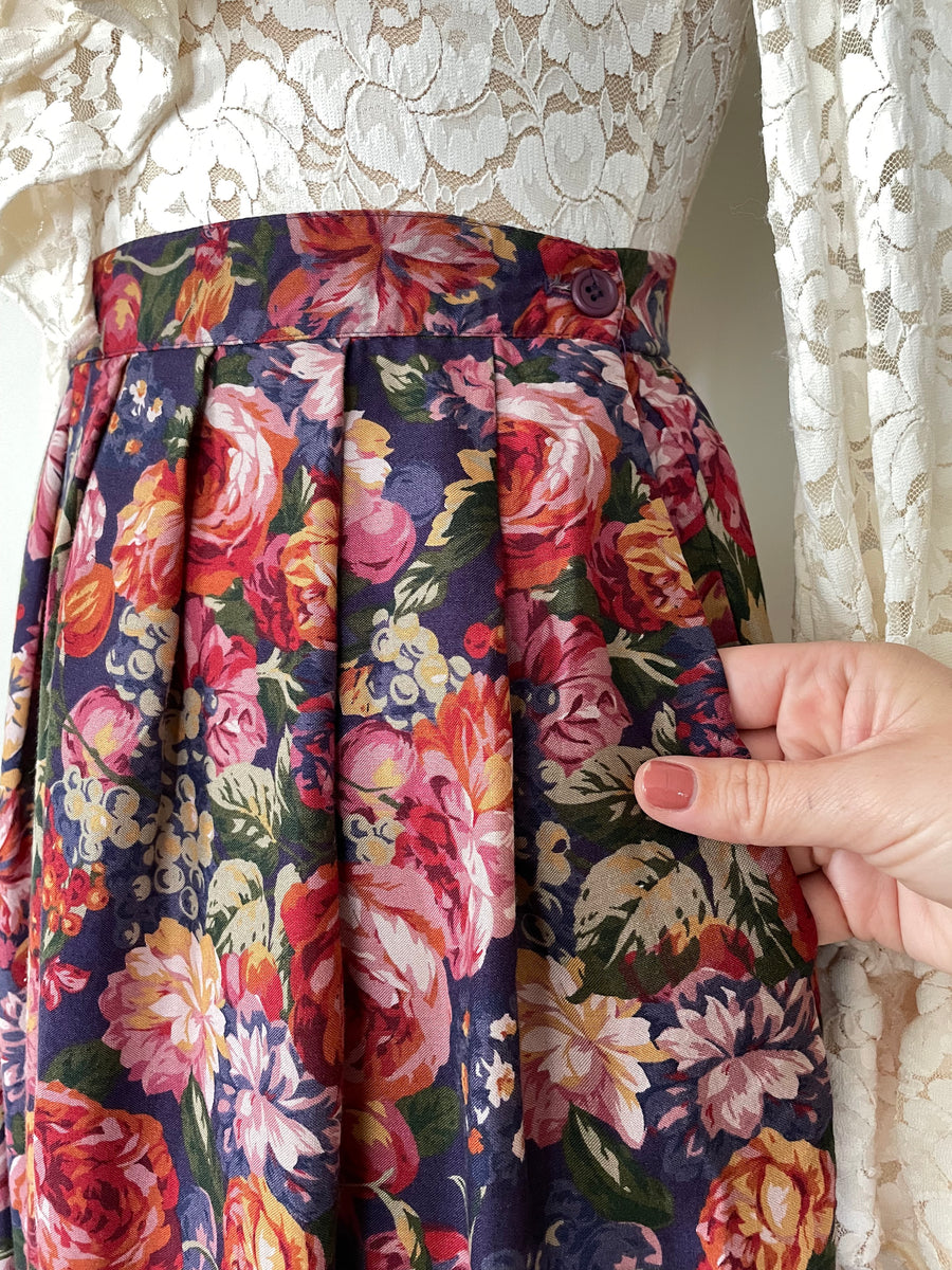 80's Fall Floral & Fruit Print Skirt - Waist 31/32