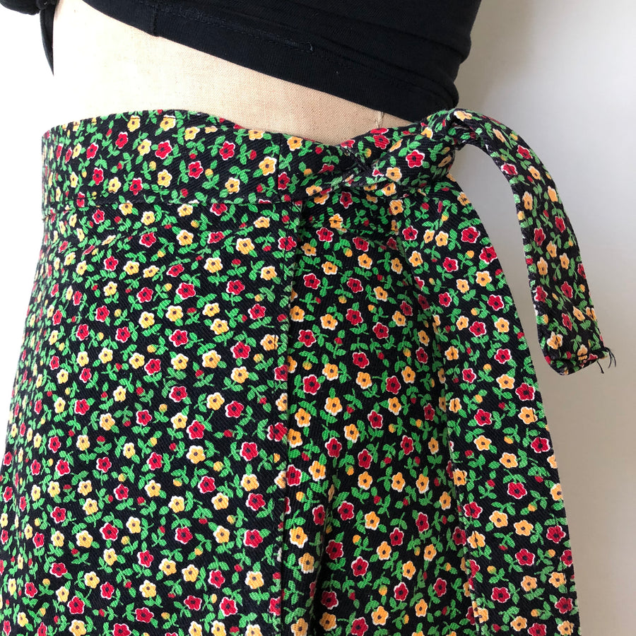 1970's Floral Wrap Skirt - Size S/M