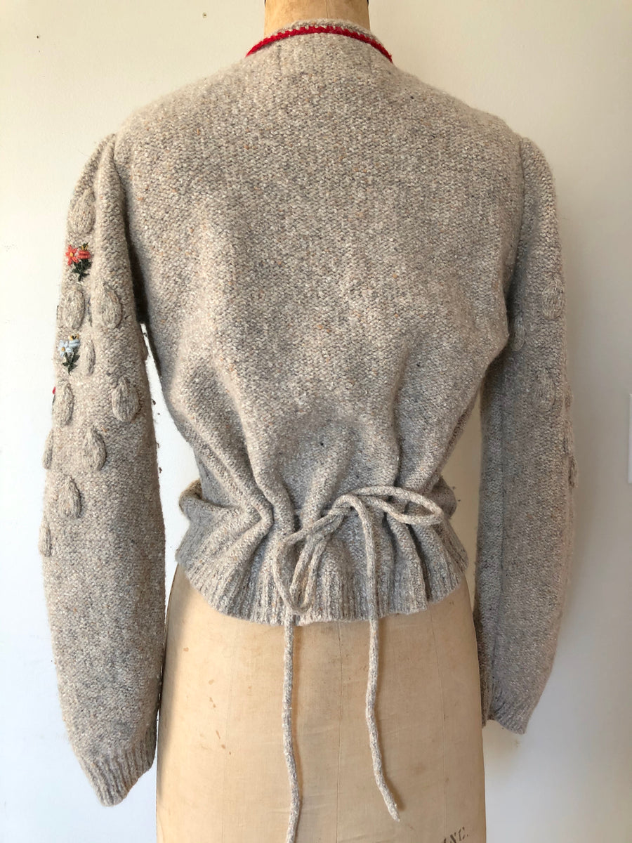 1980's does 1940's Embroidered Sweater - Size S/M