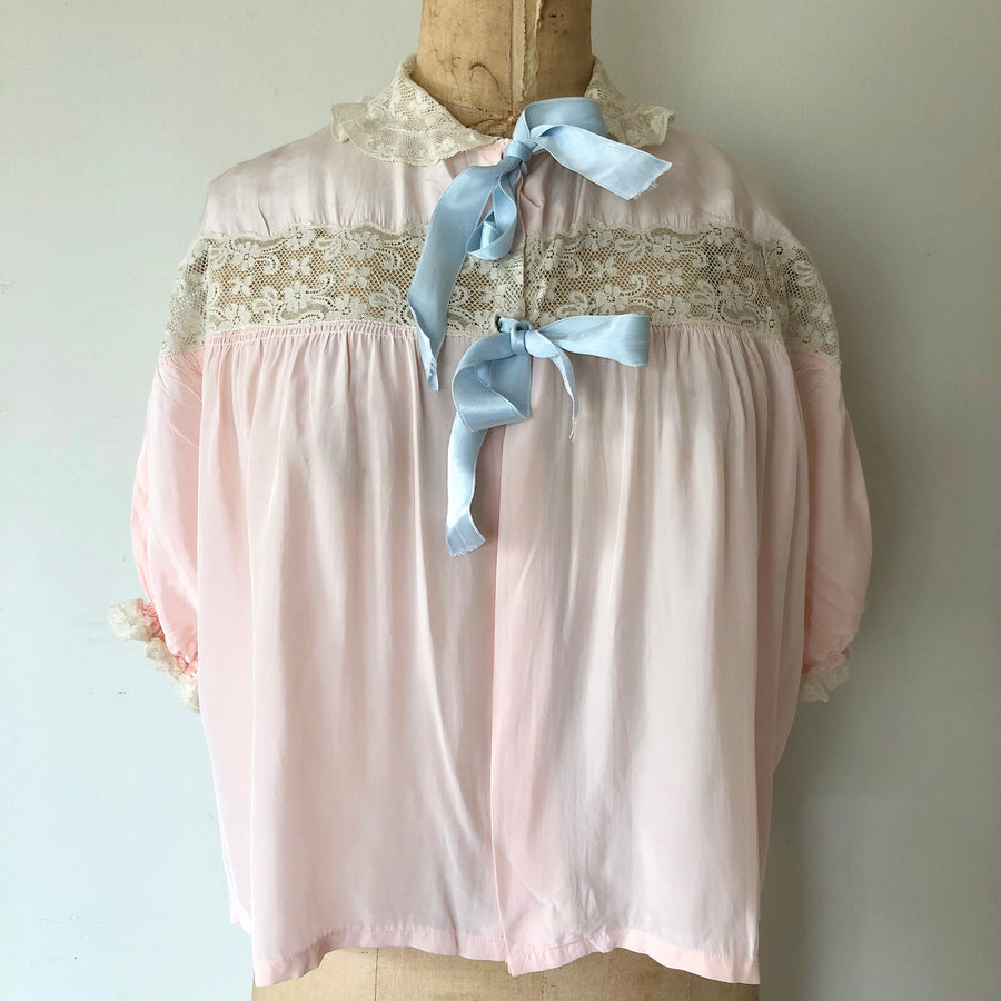 1950's Pink Rayon Bed Jacket - Size M/L