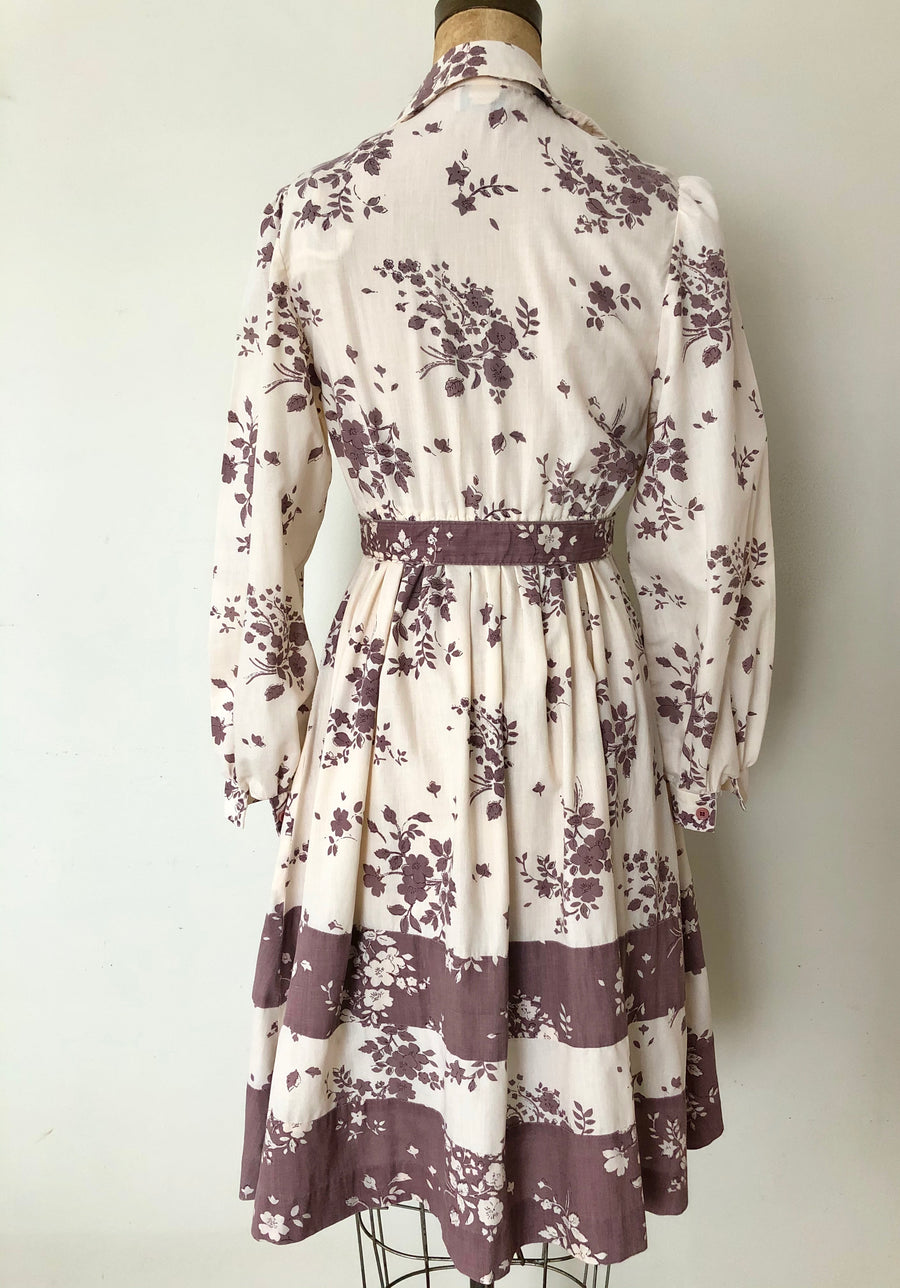 1970's Cotton Floral Dress - Size Small