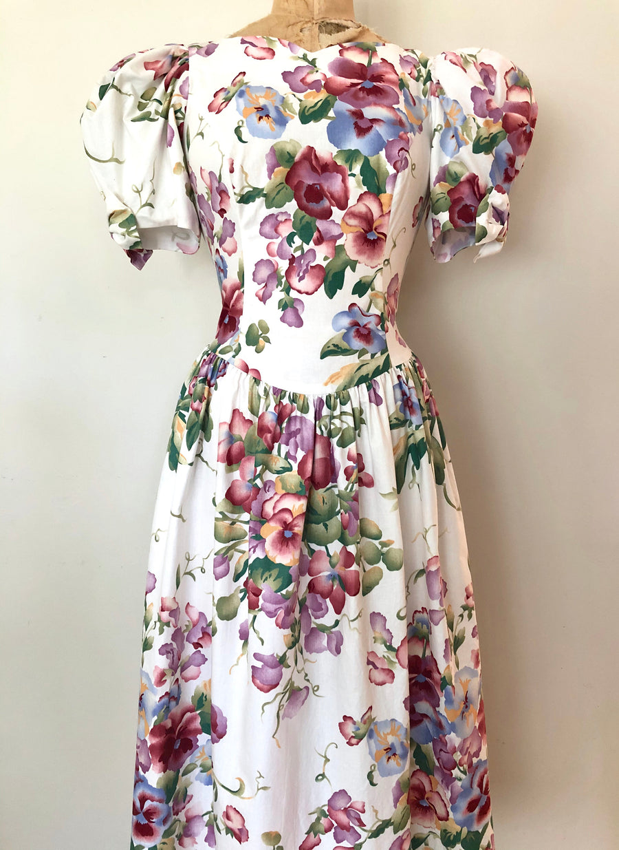 1980's Floral Cotton Dress with Puff Sleeves - Size M