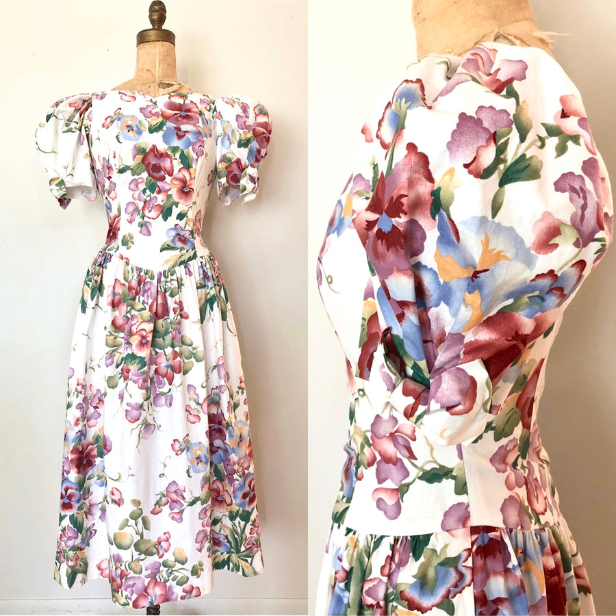 1980's Floral Cotton Dress with Puff Sleeves - Size M