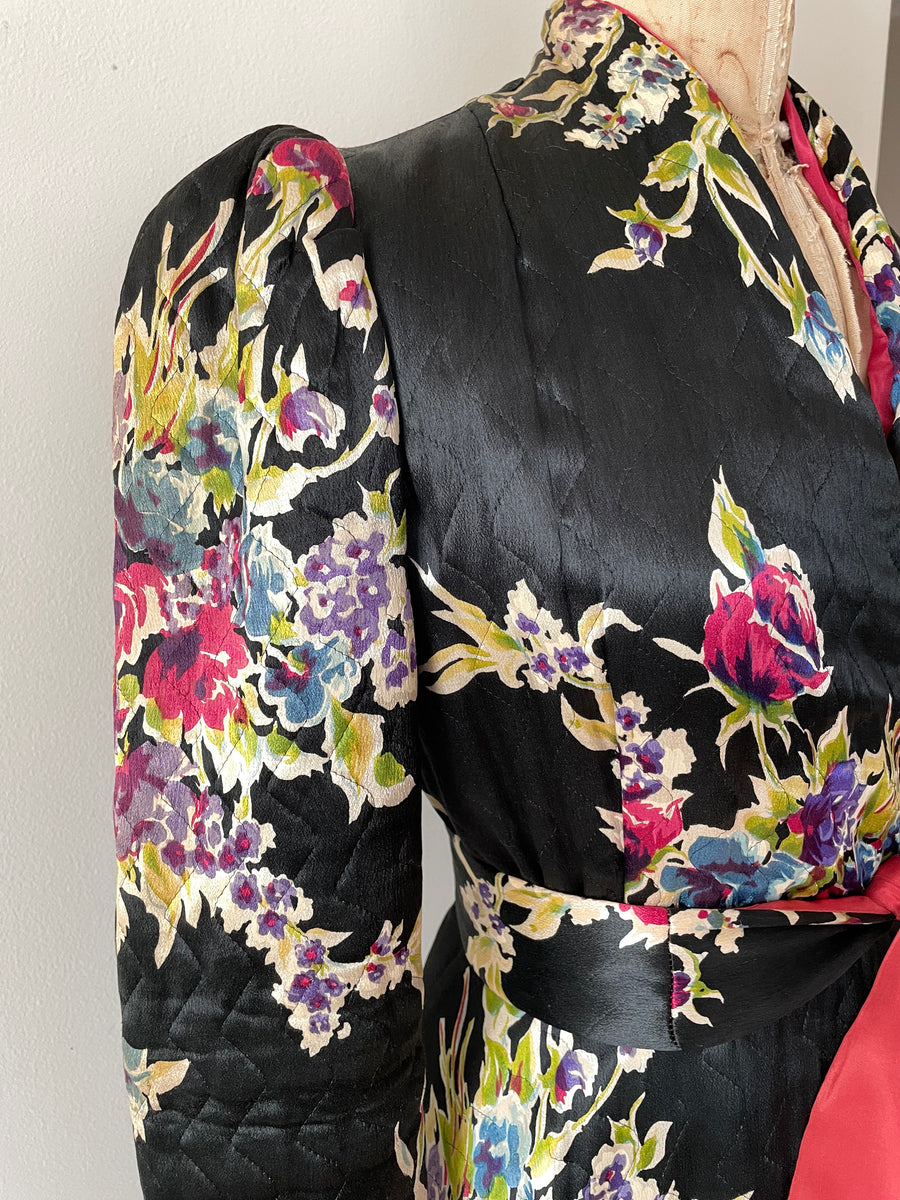 1940's Floral Satin Quilted Robe - Size S/M